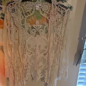 Elegant Cream Lace Jacket